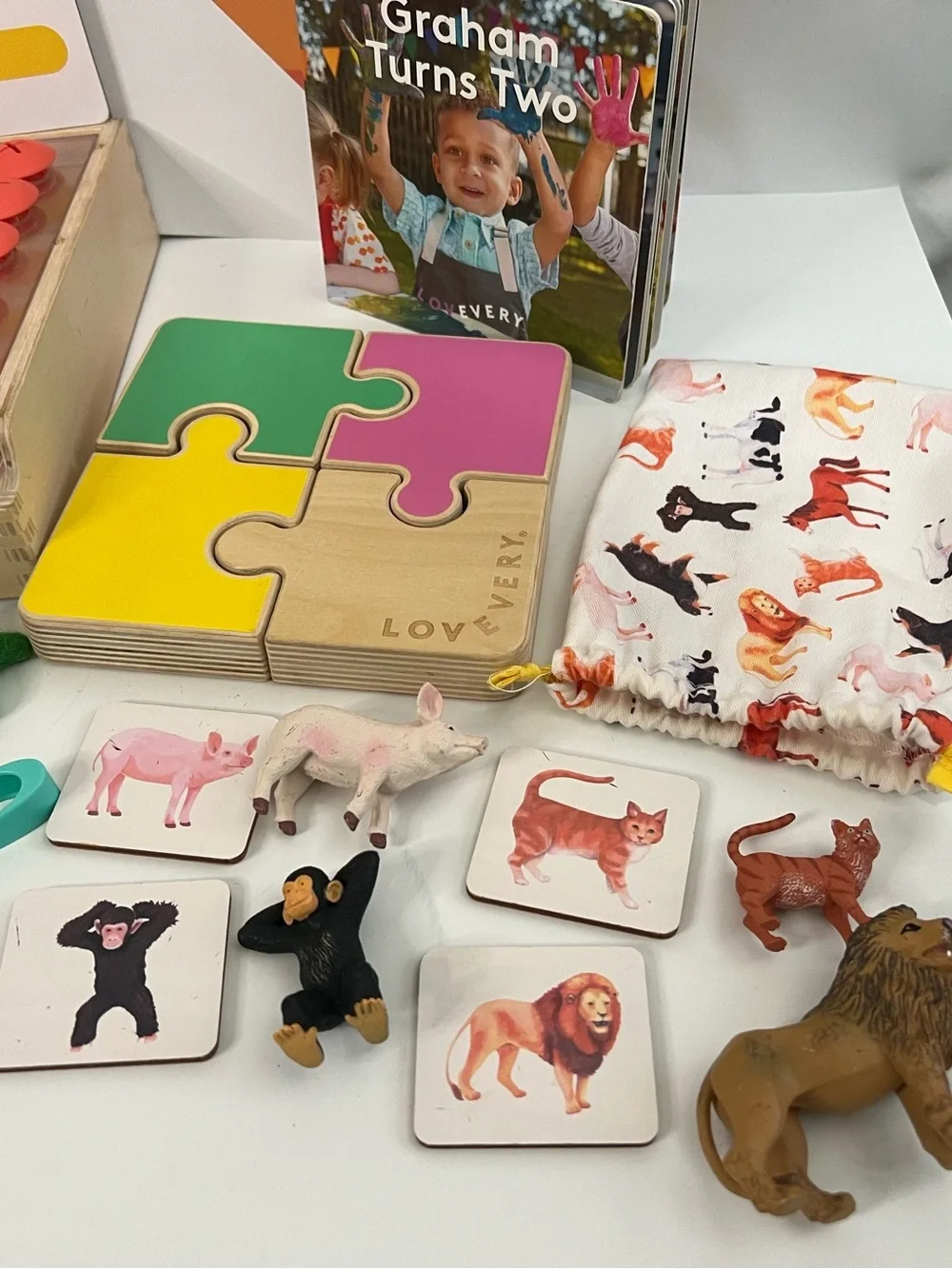 Lovevery The Companion Play Kit 22- 24 Months - Partial